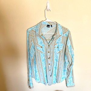 Pearlsnap western shirt